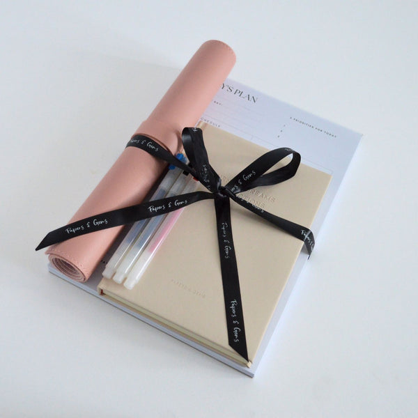 stationery gift set in pink